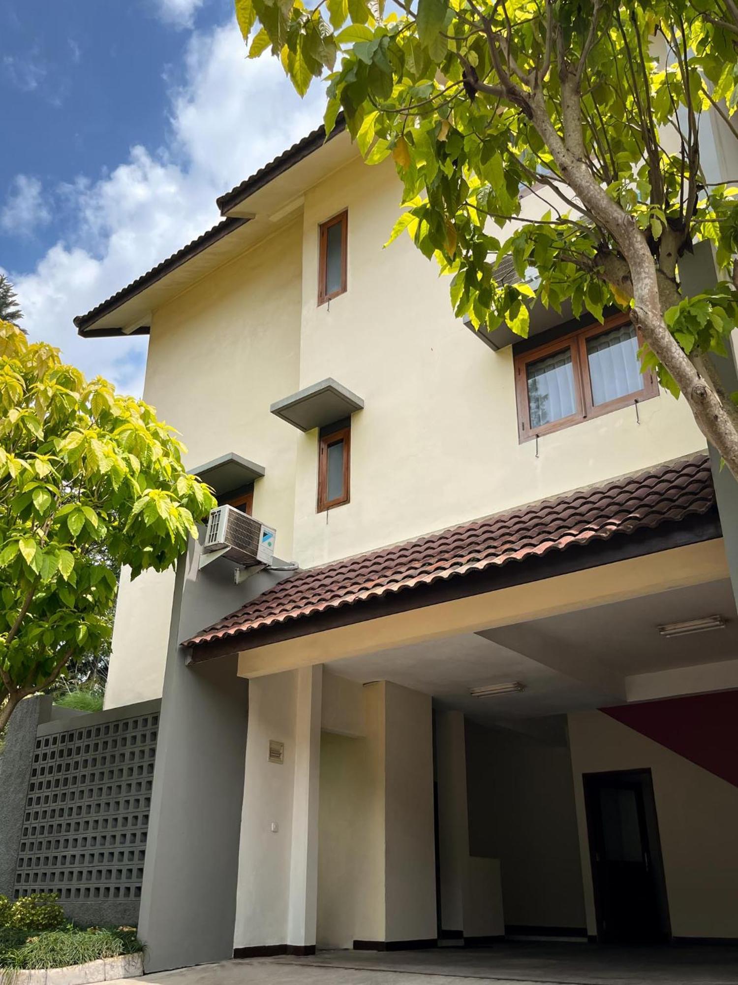 Puri Setiabudhi Bandung Exterior photo